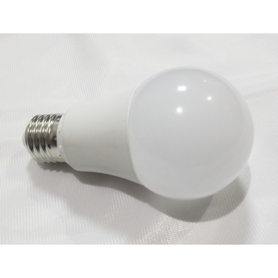 Bombilla E27 LED GLOBO 9W 230V