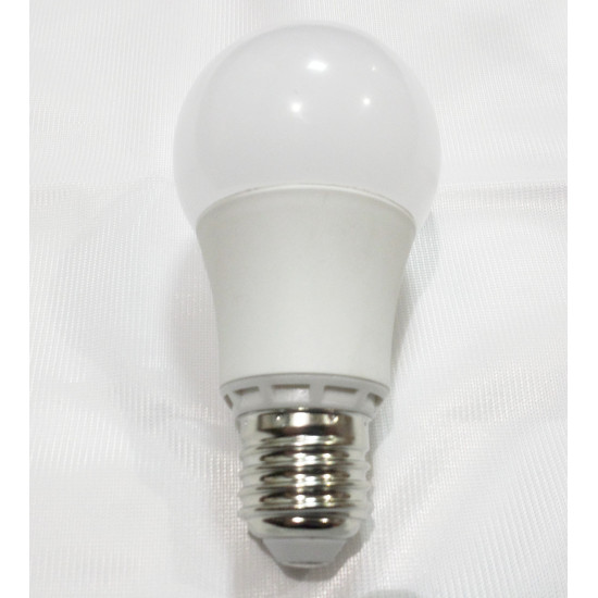Bombilla E27 LED GLOBO 9W 230V