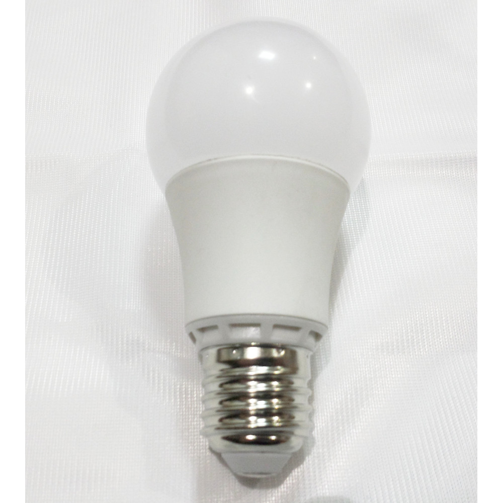 Bombilla E27 LED GLOBO 9W 230V